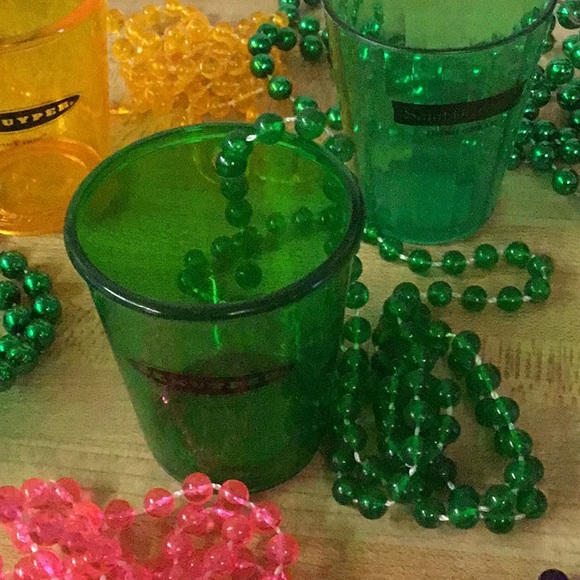 6 pc. Necklaces Shot Glasses - Picture 4 of 7